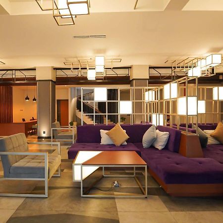 Rayz Umm Hotel Malang Exterior foto